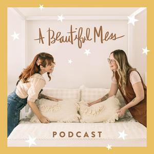 Écoutez A Beautiful Mess Podcast dans l'application